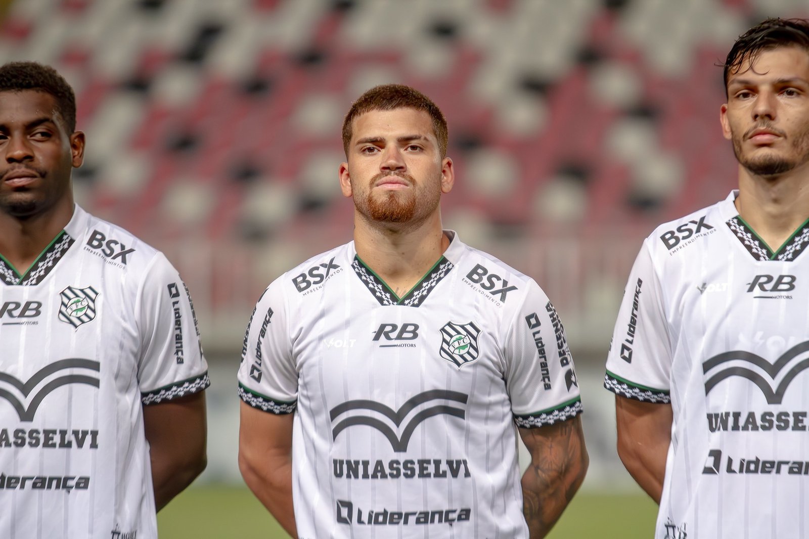 Atacante do Figueirense será emprestado para clube em Dubai