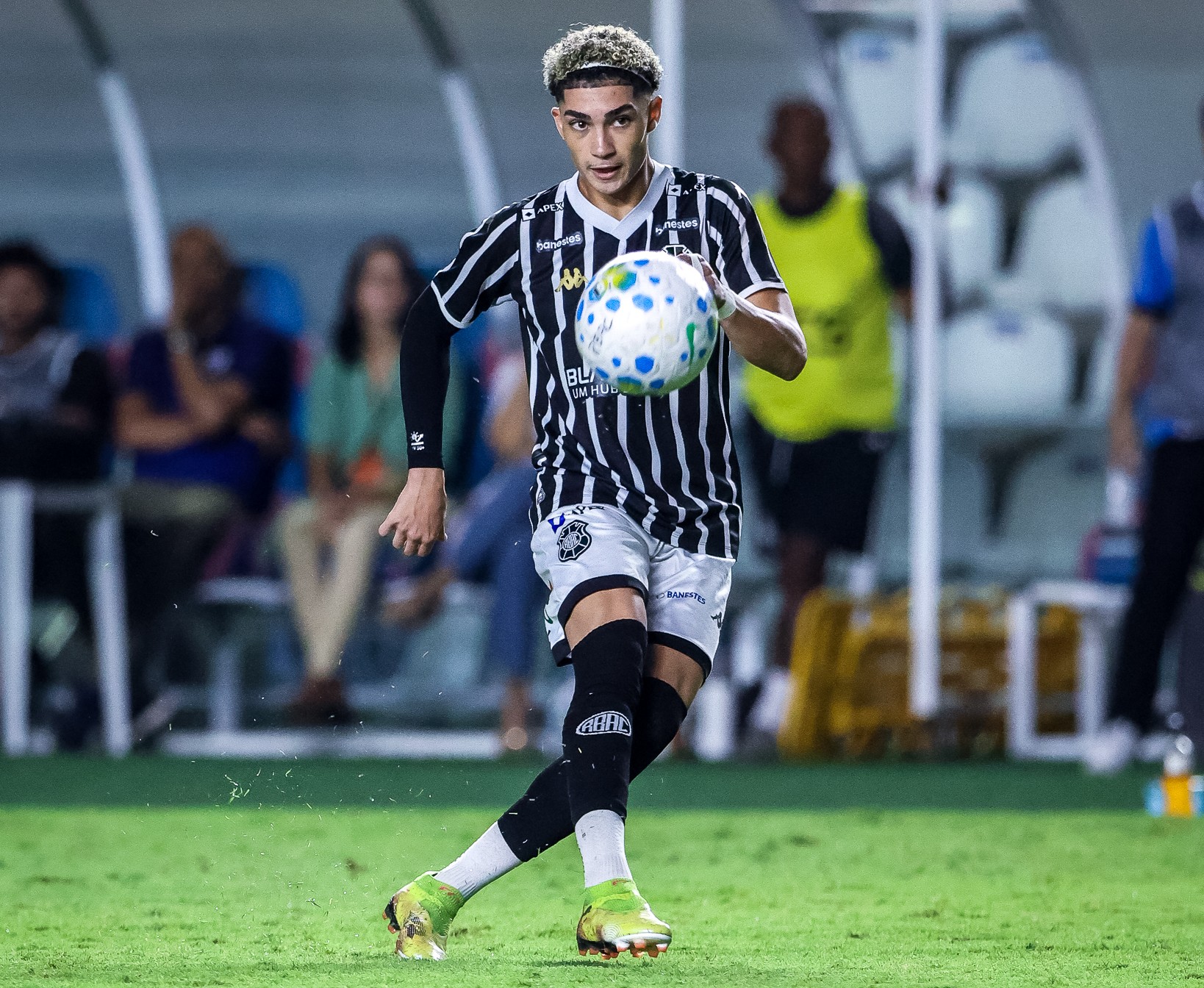 Rio Branco-ES empresta Breno Melo ao São Bernardo e renova contrato até setembro de 2028