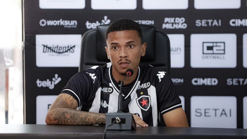 Romarinho deixa o Botafogo-PB em meio à disputa da Série C 2026