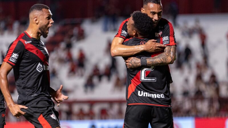 Atlético-GO terá pelo menos dois desfalques para duelo contra o Náutico