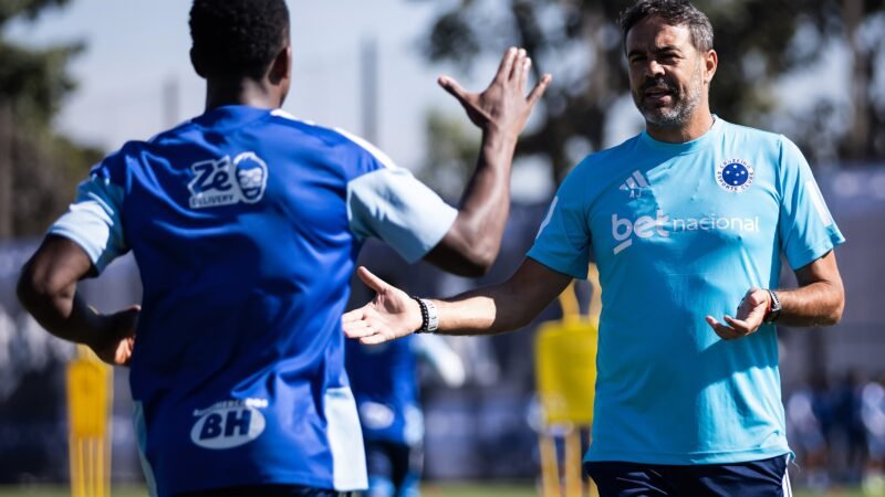Escalação do Cruzeiro: Artur Jorge tem desfalque e desenha time alternativo contra o Flamengo