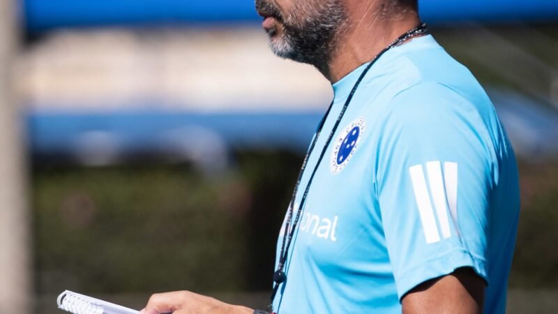 Escalação do Cruzeiro: Artur Jorge faz mudanças e tem dúvida para pegar Flamengo; veja provável time