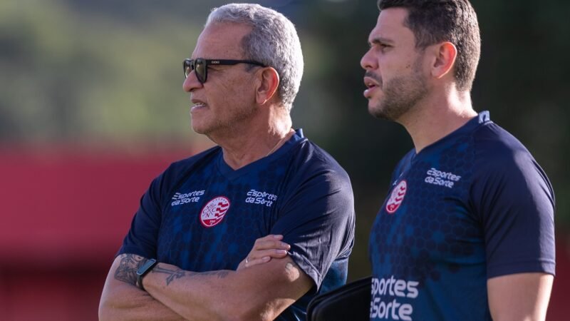 Hélio diz que Náutico deve realizar mais duas contratações até fechamento da janela