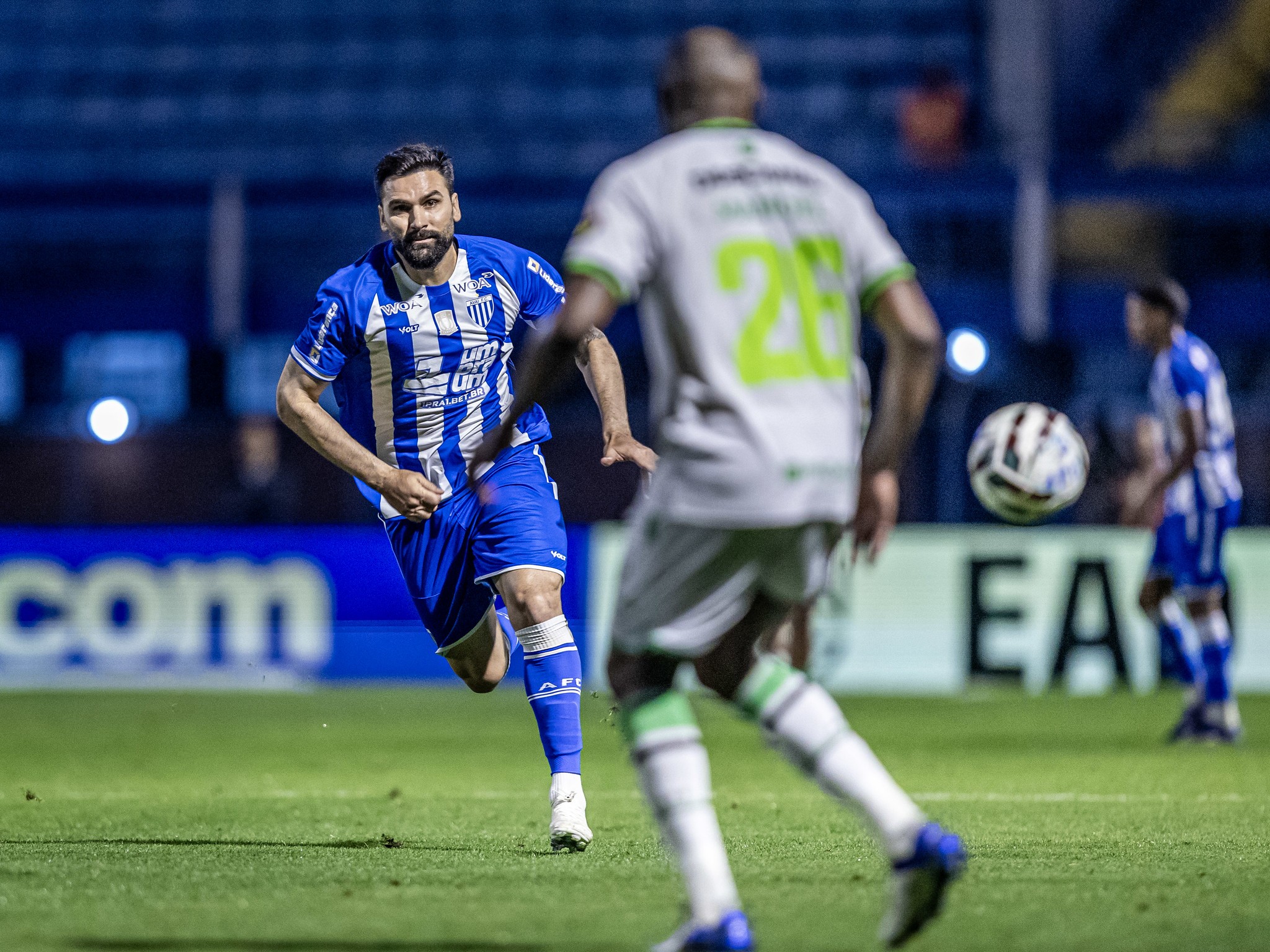 Sem gols no ano, Léo Gamalho comenta seca no Avaí: “Incomoda”