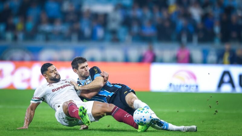 Melhor mandante do Brasileirão, Fluminense busca reação fora de casa contra o Athletico-PR