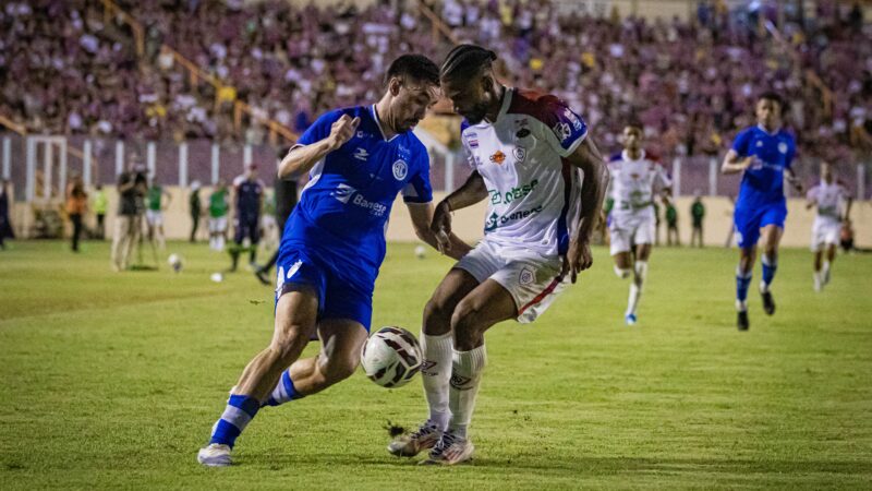 Tudo ou nada: Confiança e Itabaiana entram em agosto decisivo na Série C