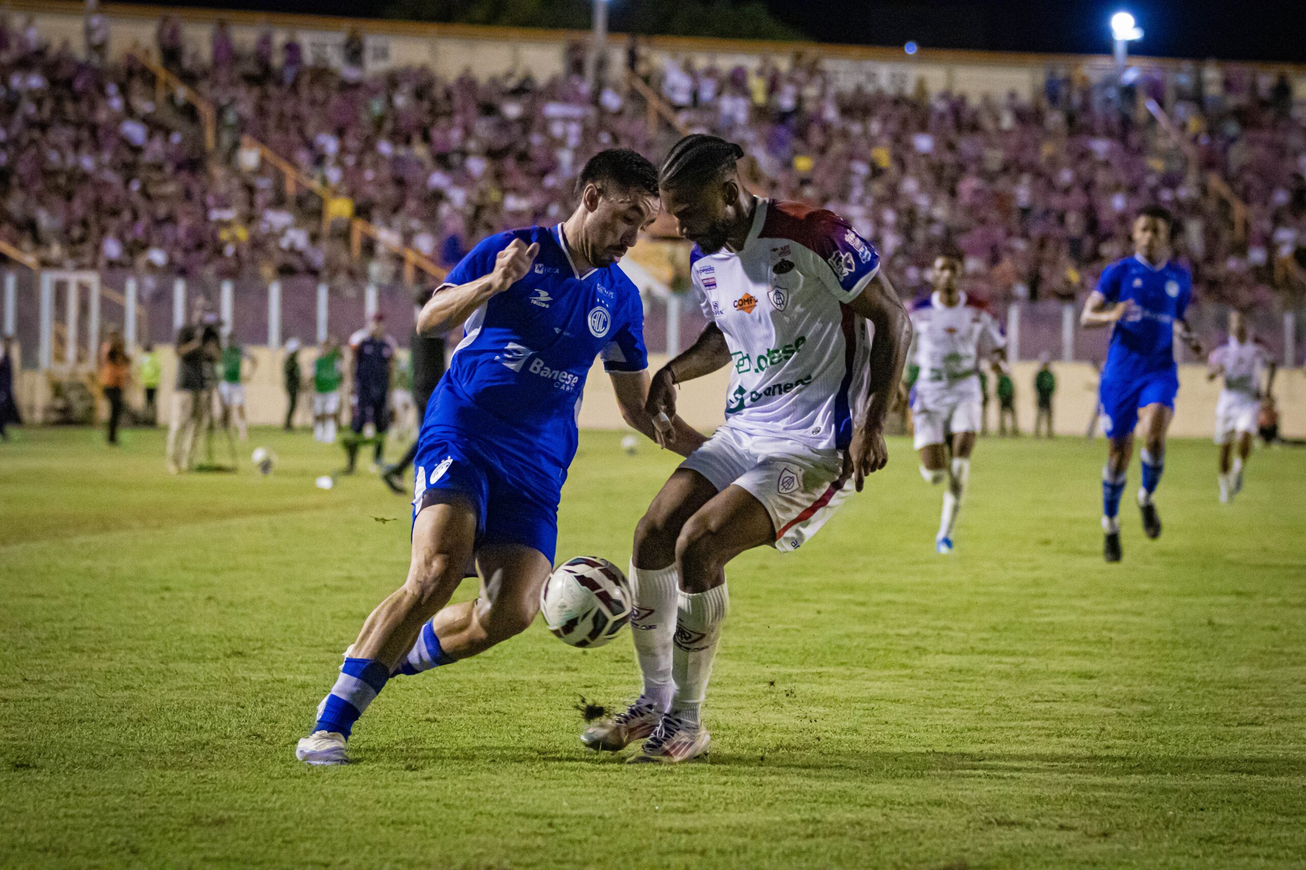 Tudo ou nada: Confiança e Itabaiana entram em agosto decisivo na Série C