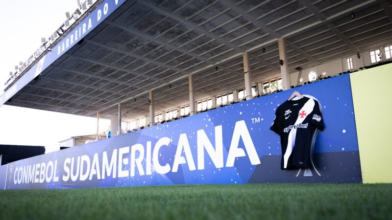Vasco x Olimpia: onde assistir ao vivo, horário e escalações