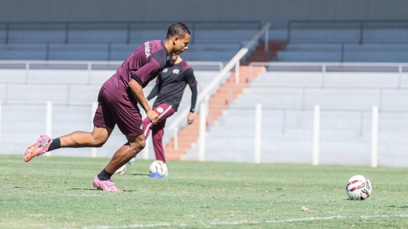 Eduardo quer Ferroviária com “dobro do espírito da A2” na reta final da Série C