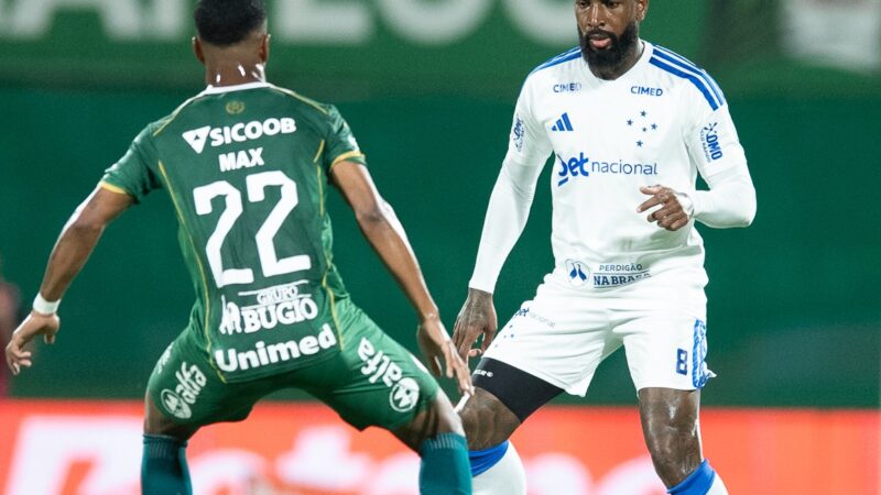 Atuações do Cruzeiro: da defesa ao ataque, time faz jogo lento e sem brilho; dê suas notas