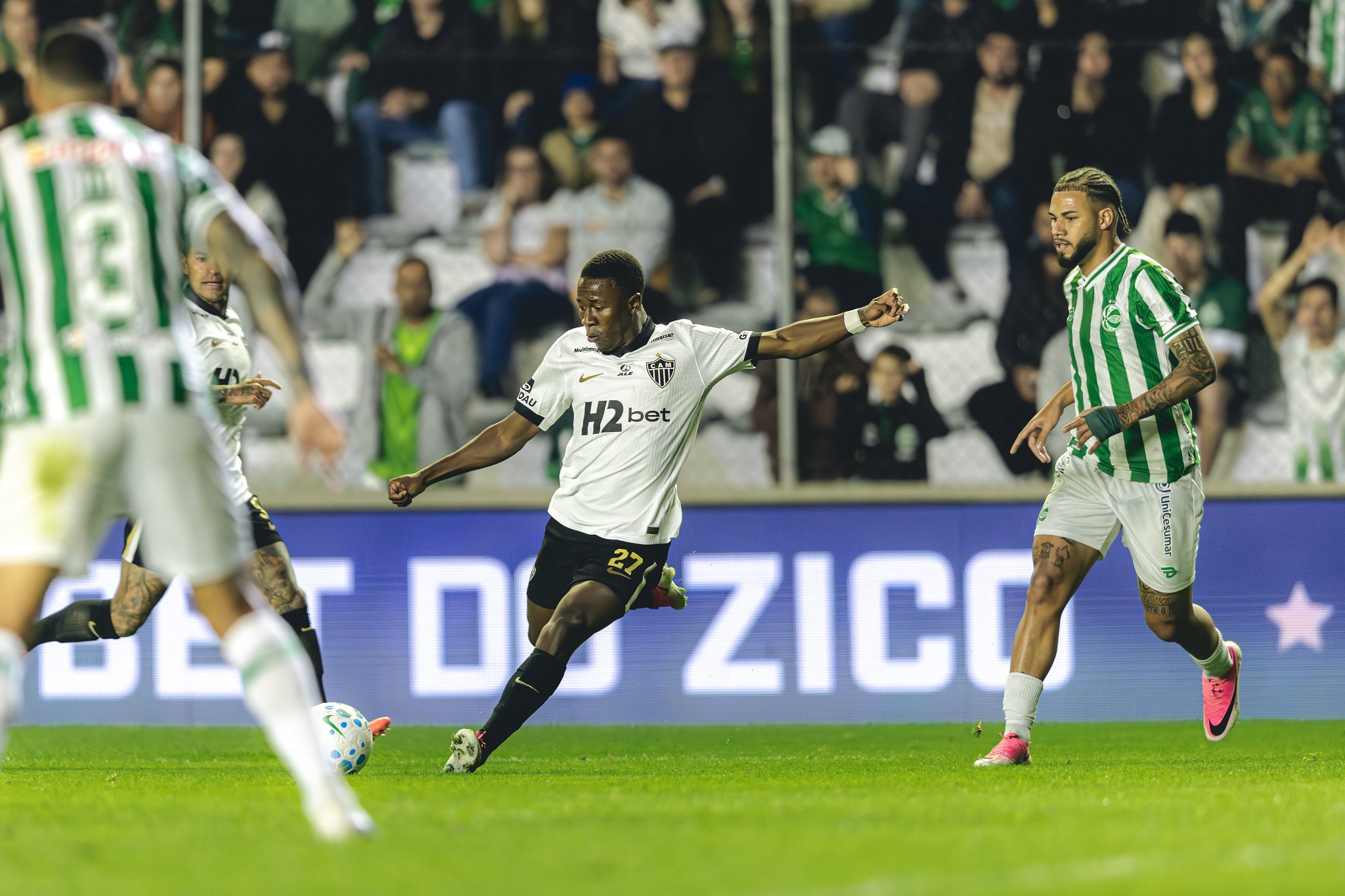 Eliminação aleatória em Caxias