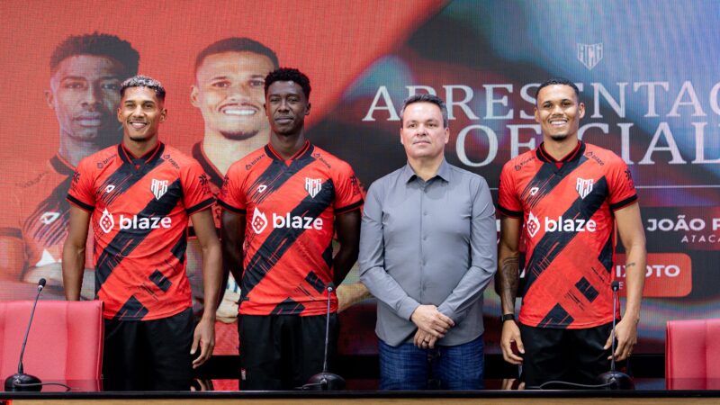 Atlético-GO apresenta mais três reforços: Henrique Freitas, João Pedro e Daniel Peixoto