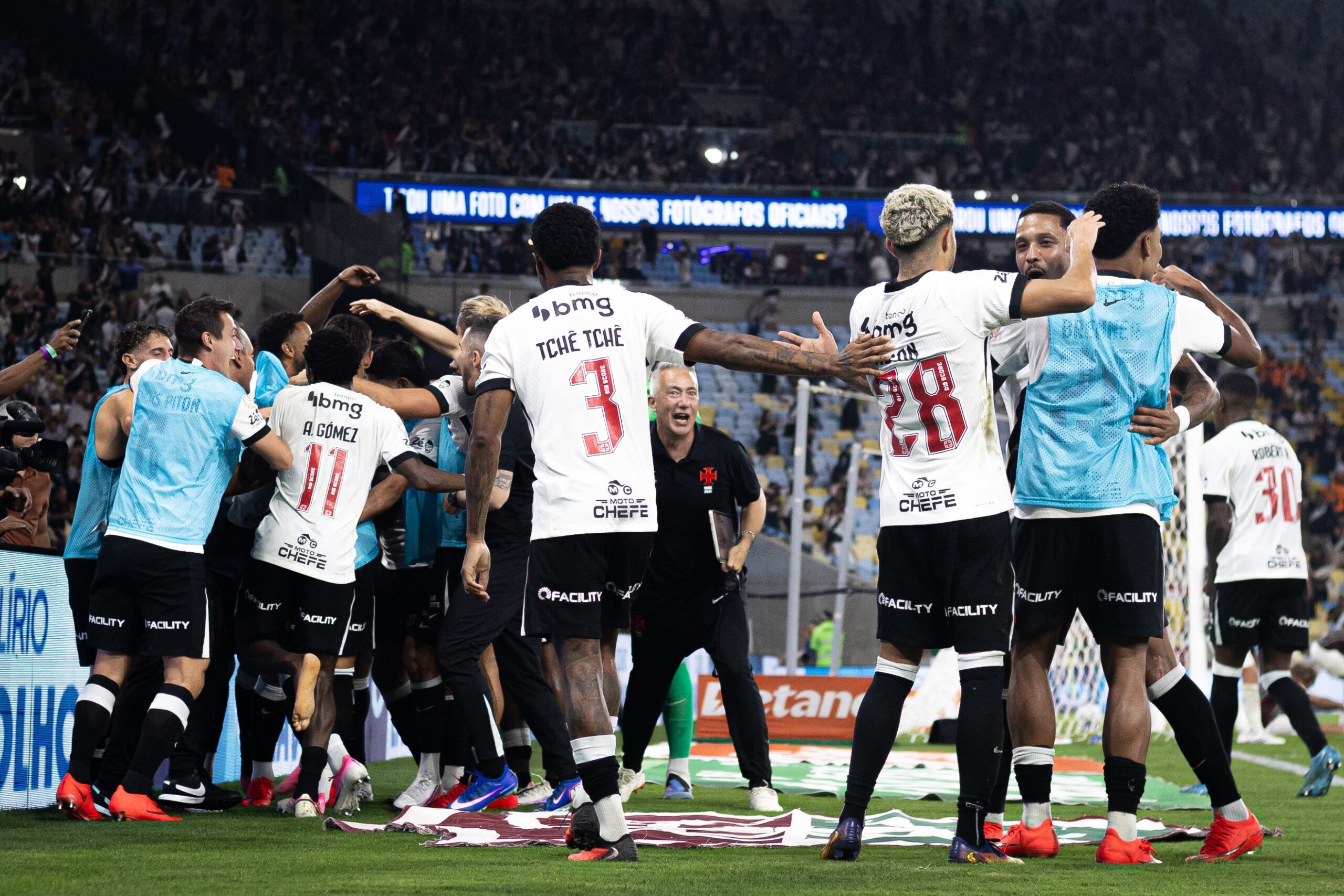 Escalação do Vasco: Pedro Emanuel deve manter base do time que eliminou Fluminense