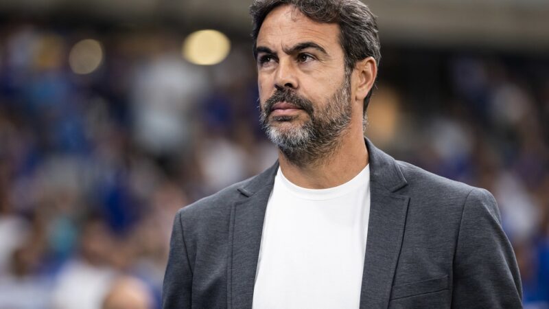 Artur Jorge alerta reforços do ataque do Cruzeiro: “Têm que mostrar por que fomos buscá-los”