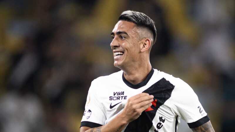 Puma Rodríguez se torna o defensor estrangeiro com mais gols na história do Vasco
