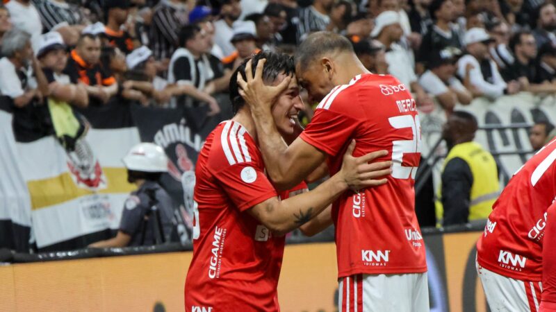 Inter se classifica e torcida debocha com Bernabei pai do Corinthians e DVD; veja memes