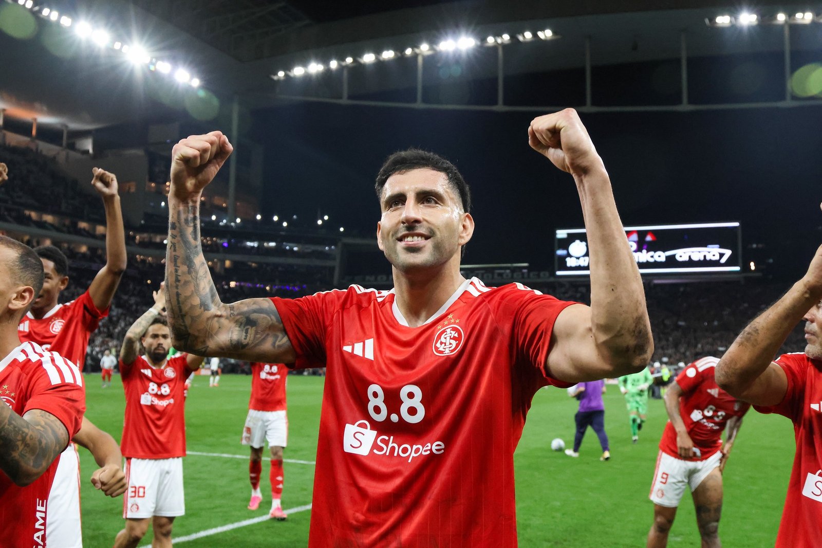 Maripán vence desconfiança inicial no Inter e vira peça importante na defesa de Pezzolano