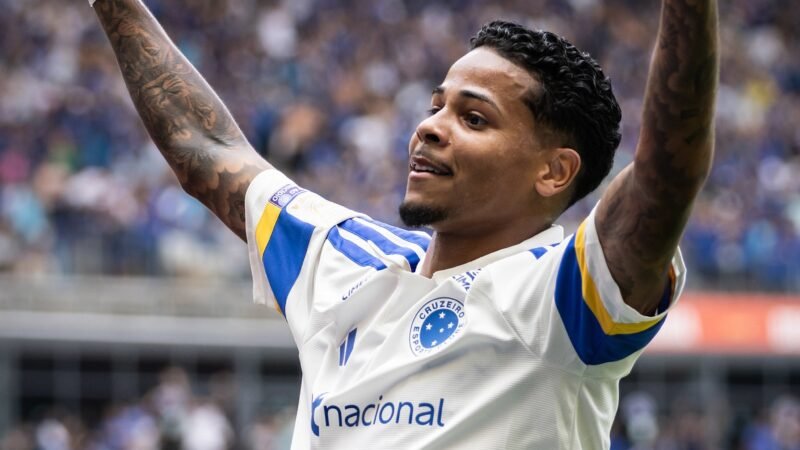 Wesley pula etapas no Cruzeiro e reencontra Corinthians após desejo frustrado por transferban