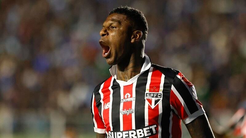 Arboleda volta a marcar pelo São Paulo e quer reconquistar torcida: “Sei que está com raiva de mim”
