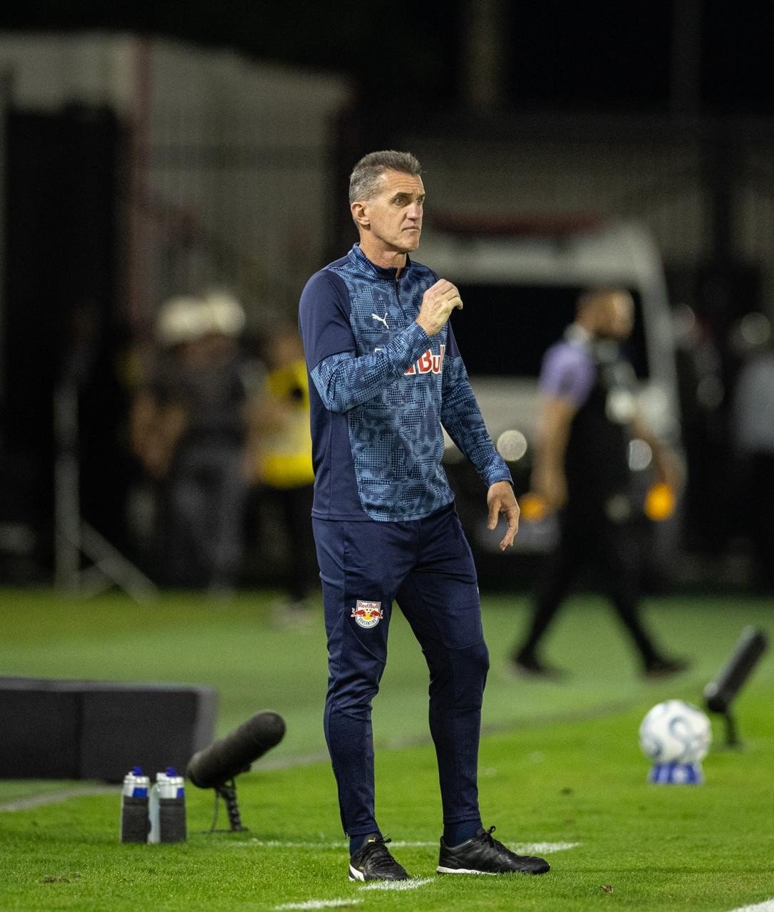 Seis jogos e dois gols: Mancini analisa desempenho ofensivo do Bragantino após Copa do Mundo