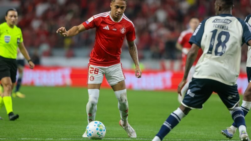 Inter joga dois pontos no lixo