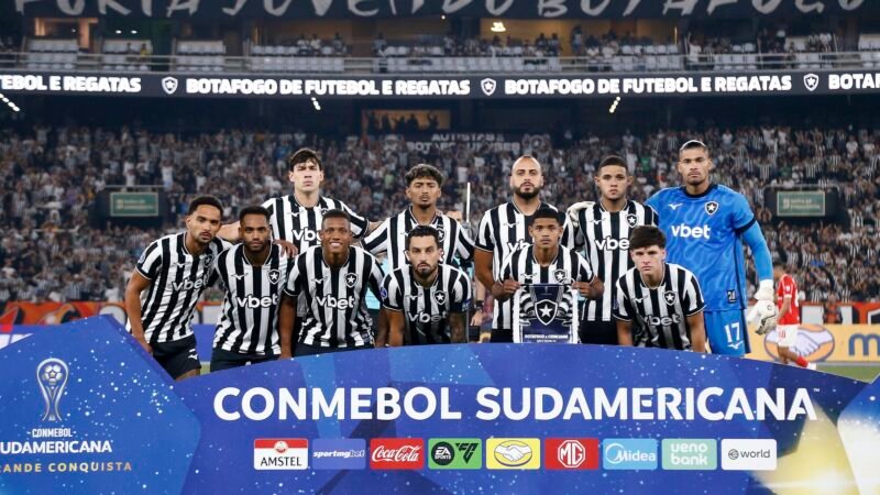 Análise: Botafogo é eliminado em noite de vaias a Danilo, gritos de “time sem vergonha” e olhar de novo investidor