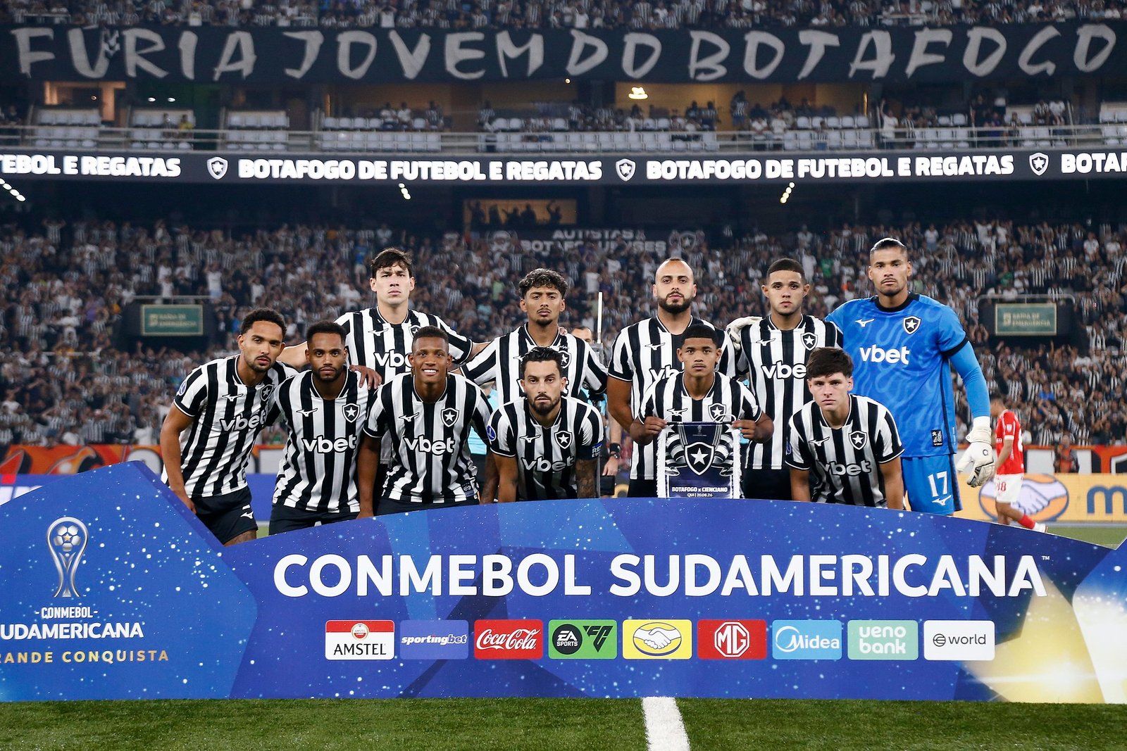 Análise: Botafogo é eliminado em noite de vaias a Danilo, gritos de “time sem vergonha” e olhar de novo investidor