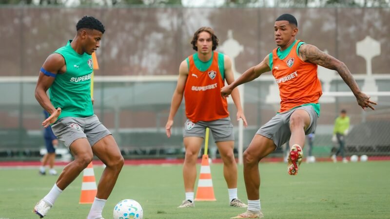 Fluminense faz primeiro treino com Marcão efetivado e completa elenco com jogadores do sub-20