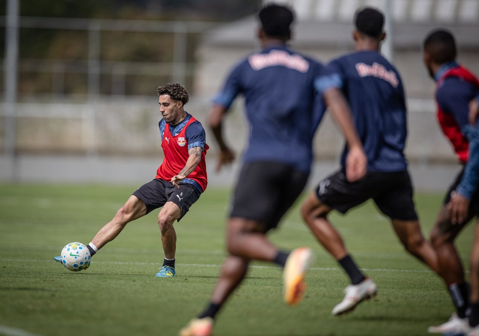 Bragantino se reapresenta e começa preparação para enfrentar o São Paulo