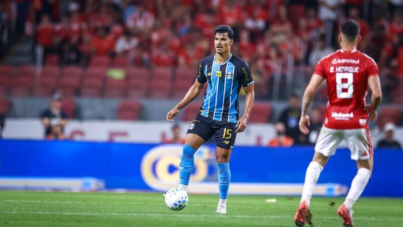 Grêmio avalia preservações e pode ter Danilo Barbosa como titular diante da Chapecoense
