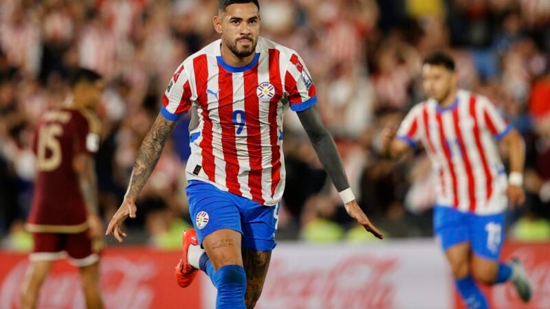 Inter sonda Sanabria, atacante paraguaio que disputou a Copa do Mundo
