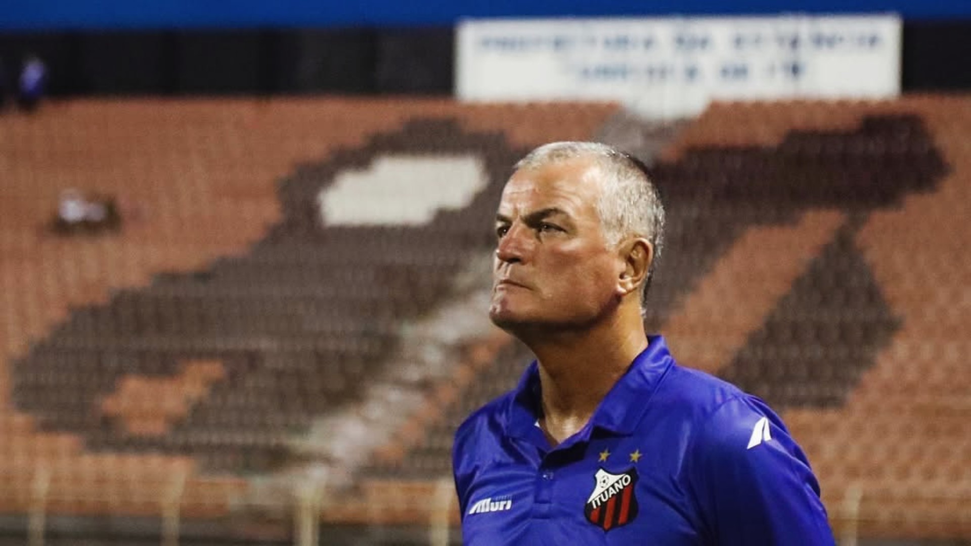 Terceiro técnico mais longevo do Brasil, Mazola vive contraste entre história e pressão no Ituano
