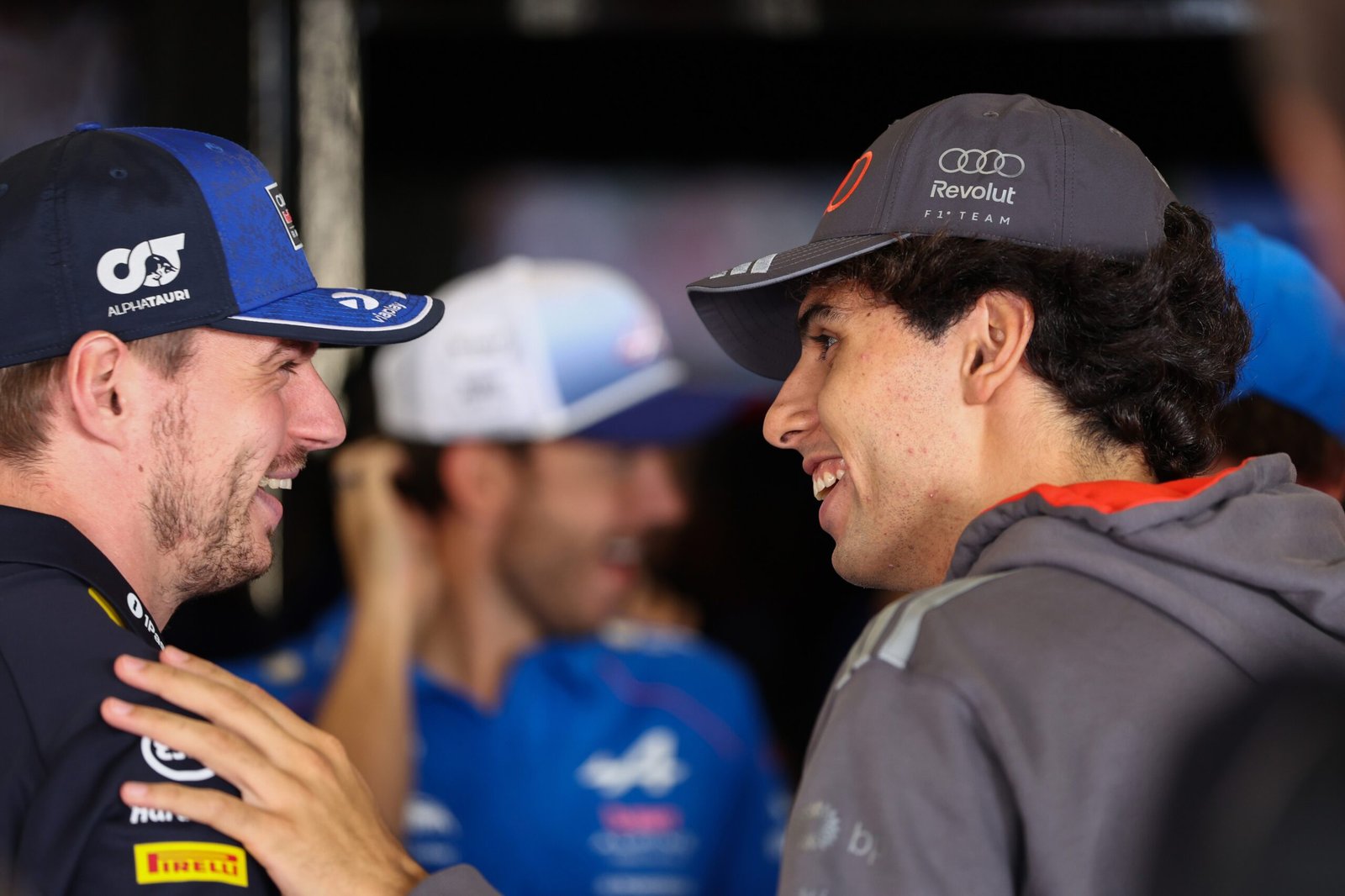 Bortoleto celebra renovação de Verstappen: “Feliz que ele ficará na F1”
