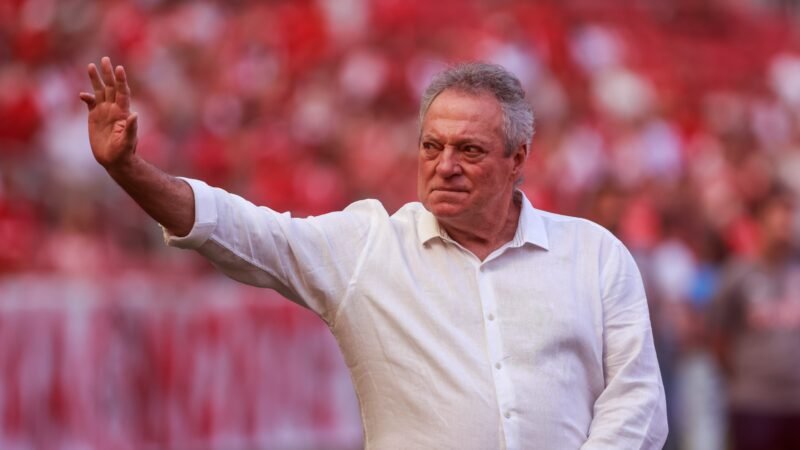 Inter marca nova data para inauguração da estátua de Abel Braga e divulga bastidores; veja