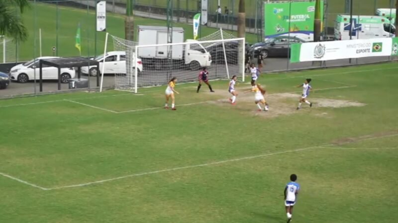 Colégio Militar Dom Pedro II está nas semis da Série Prata no futebol femininos dos JEBs Sub-18