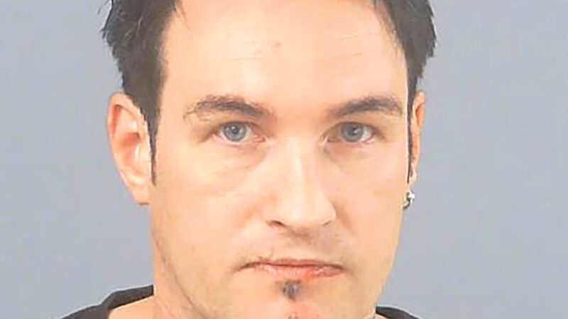 ‘Drácula’ britânico é condenado por deixar corpos de animais em frente a igrejas no Reino Unido
