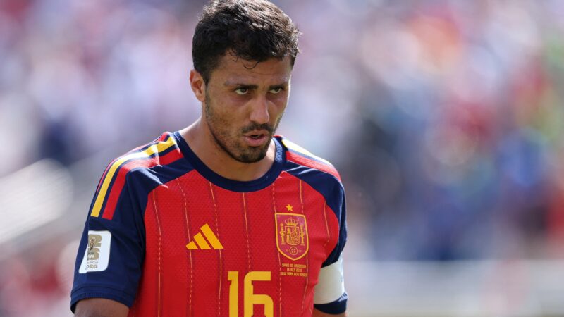 Manchester City recusa proposta do Barcelona por Rodri