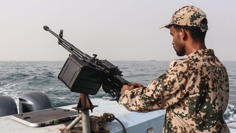Navio indiano afunda no Mar Vermelho após ataque vindo do Iêmen