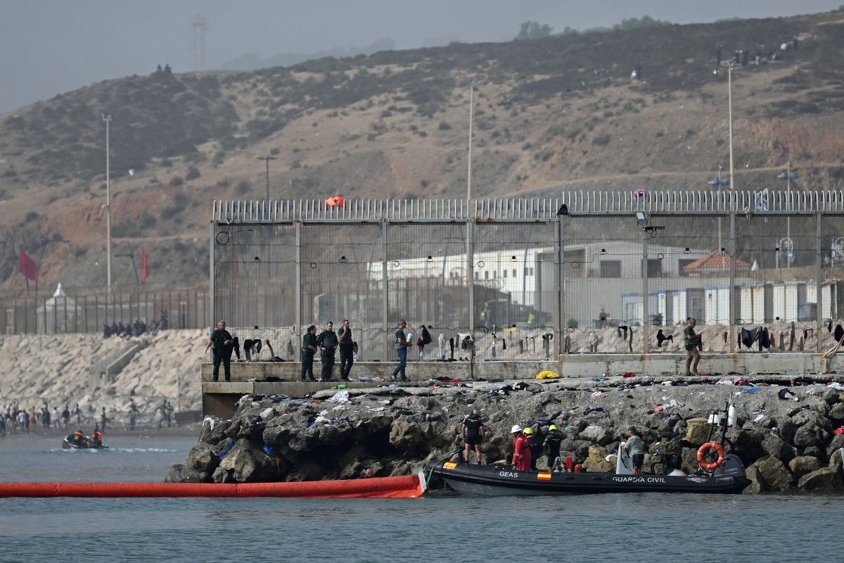 Espanha anuncia ‘normalidade’ em Ceuta e pede reunião urgente sobre migração à UE