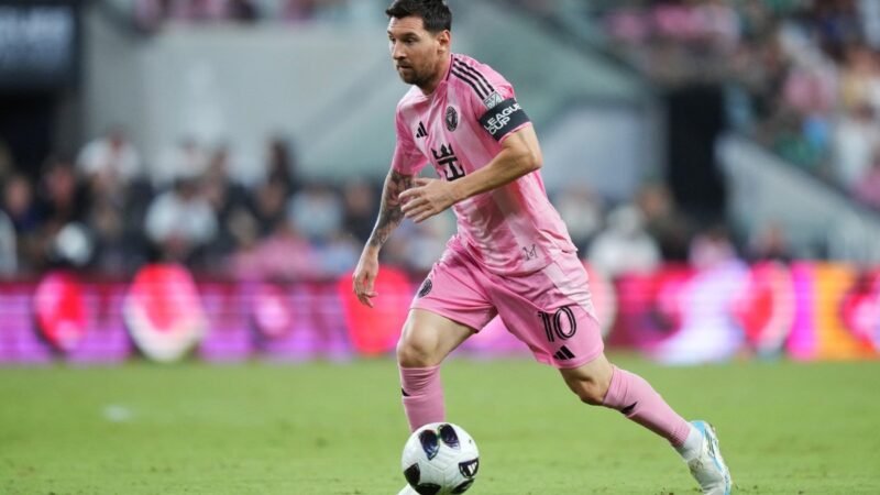 Messi faz primeiro jogo pelo Inter Miami após a morte do pai