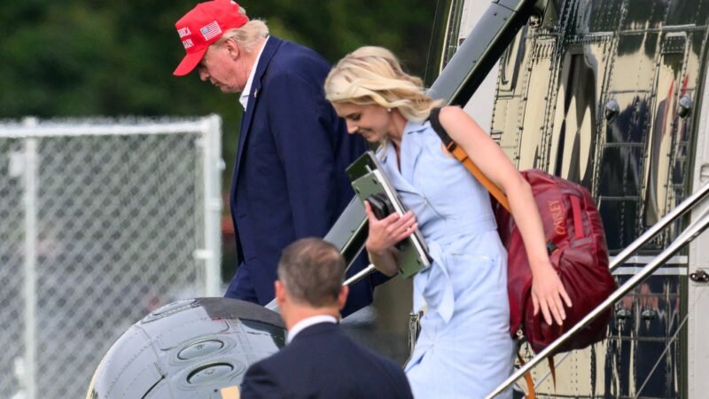 Quem é Natalie Harp, assessora de Trump que nunca tira folga e que é chamada de ‘impressora humana’