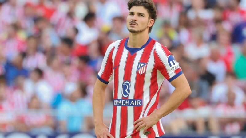 Simeone diz que Julián Álvarez não jogará contra o Sevilla e comenta situação do atleta