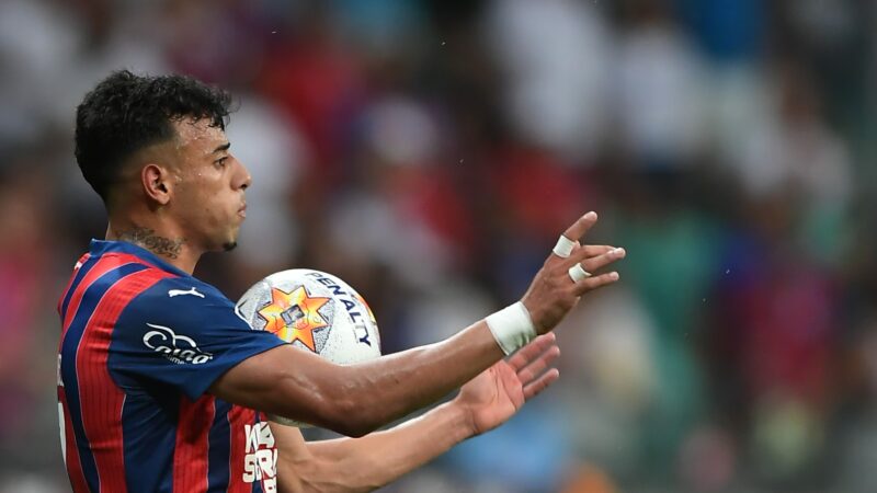 Ex-Bahia, Lucho Rodríguez chega a BH para assinar com o Cruzeiro