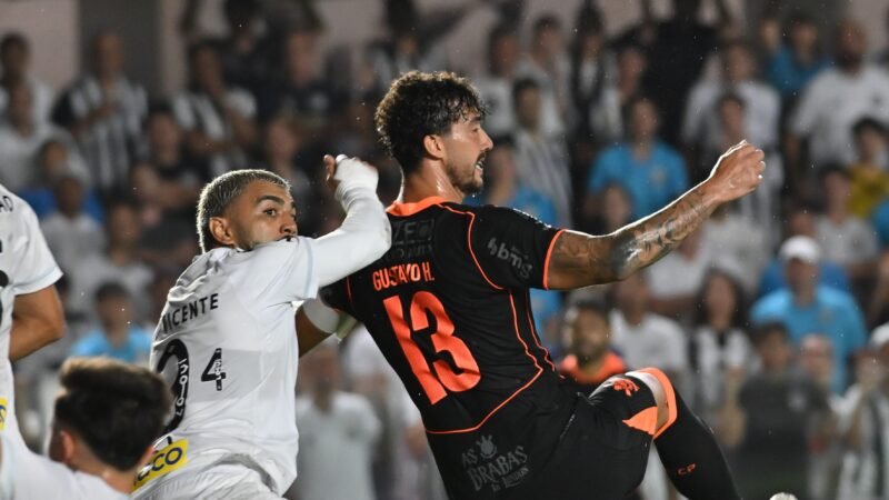 Santos tenta quebrar tabu de 15 anos contra o Corinthians no Brasileirão