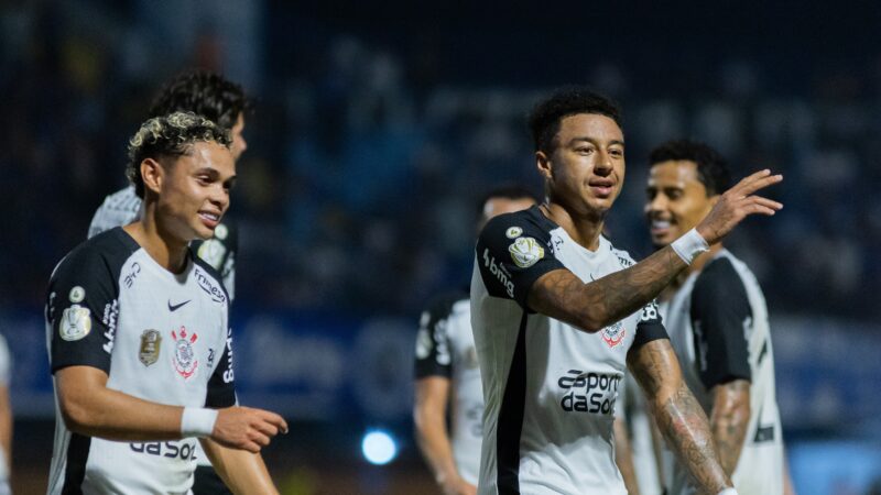Contra o Inter, Corinthians tenta aumentar sequência de vitórias fora de casa na Copa do Brasil