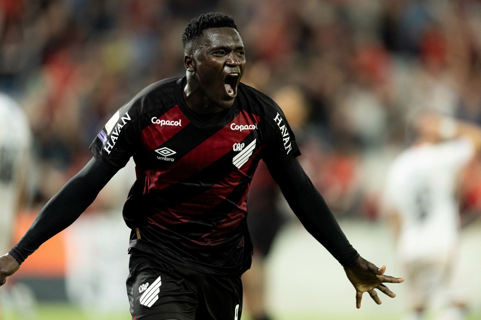 Matador dentro da área: veja o raio-X dos gols de Viveros, artilheiro do Brasileirão pelo Athletico