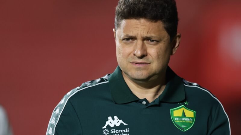 Cuiabá sofre transfer ban da FIFA por dívida com Petit
