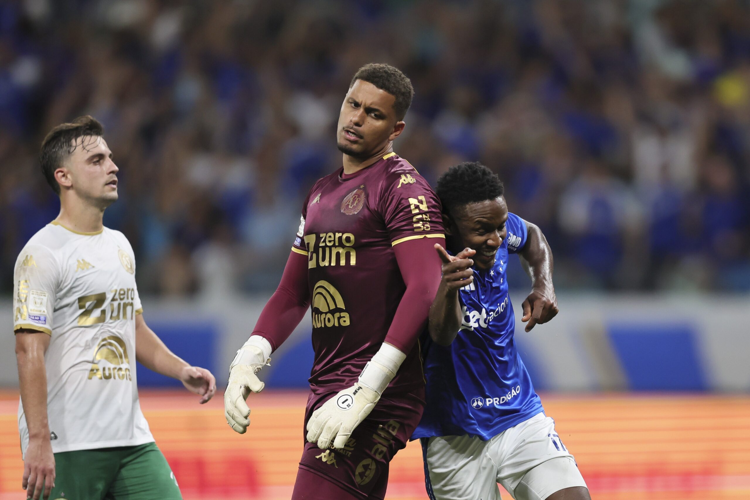 Chapecoense tenta quebrar tabu de seis anos sem vitória contra o Cruzeiro