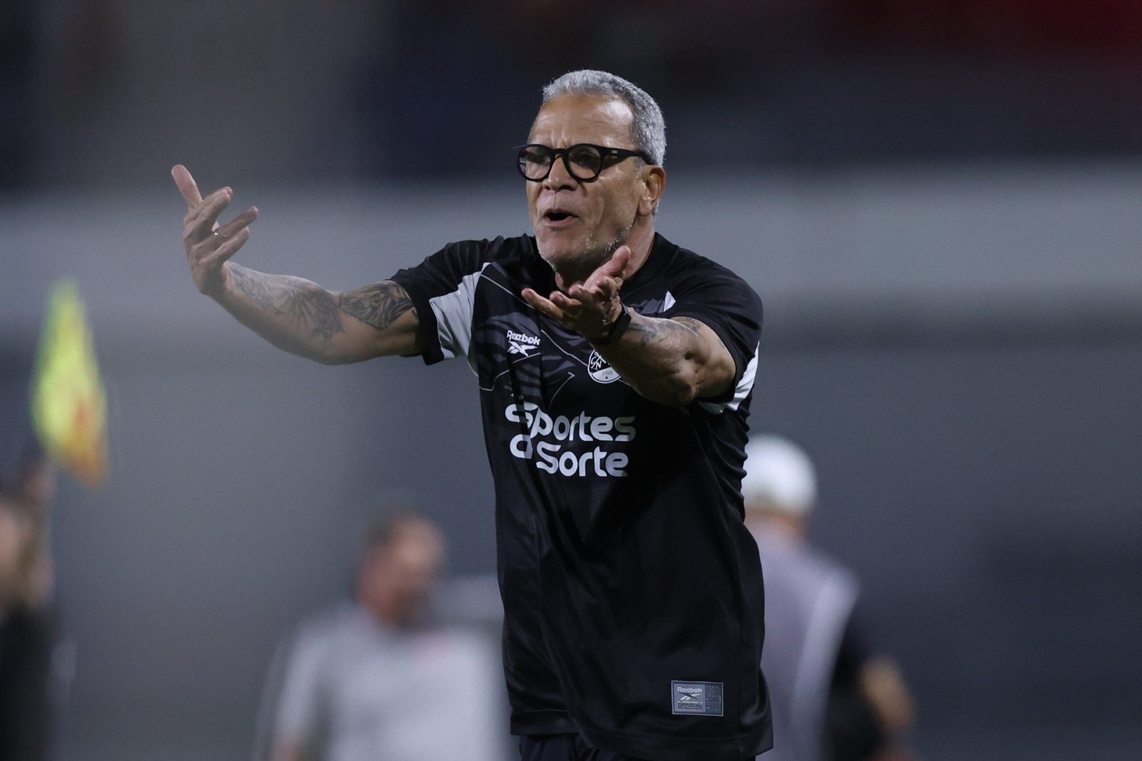 Orçamento, modelo no futebol, reformulação… Hélio explica decisões no Náutico