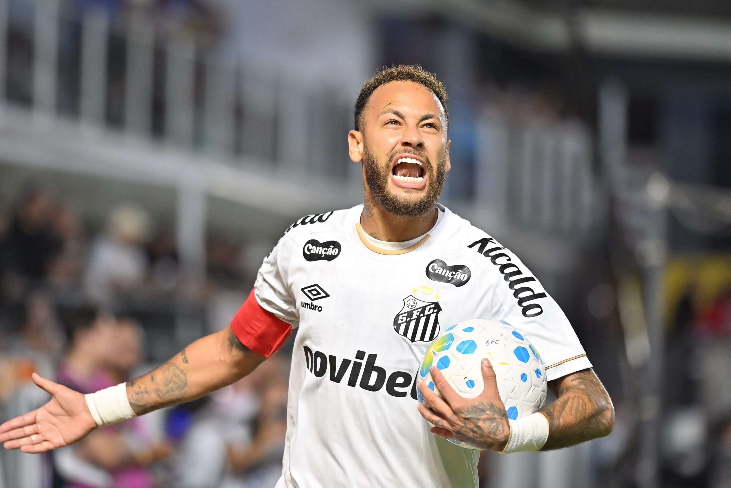 Cuca coloca Neymar como dúvida para jogo decisivo do Santos contra o Remo: “Vamos reavaliar”